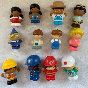 12 Little People/Figures People Professions Doctor Fireman Police Worker Toys‎